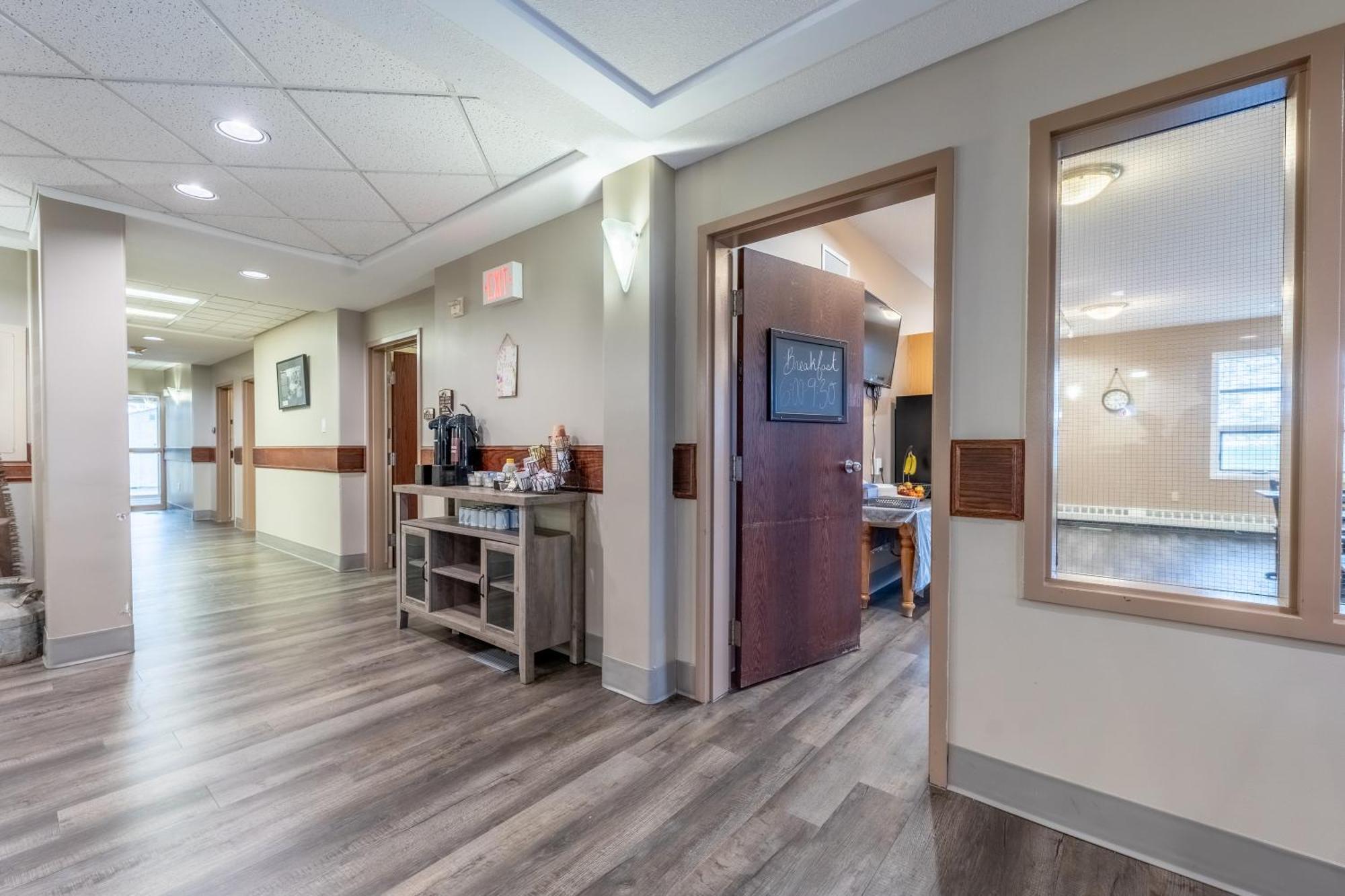 Pilgrim Inn Caronport Экстерьер фото
